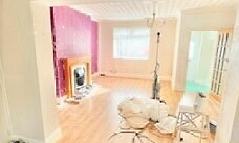 Houghton Le Spring -...