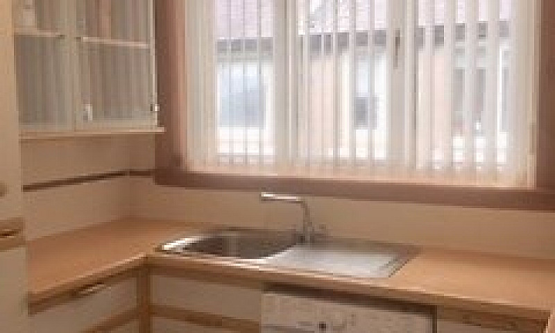 2 Bedroom Flat In Sc...