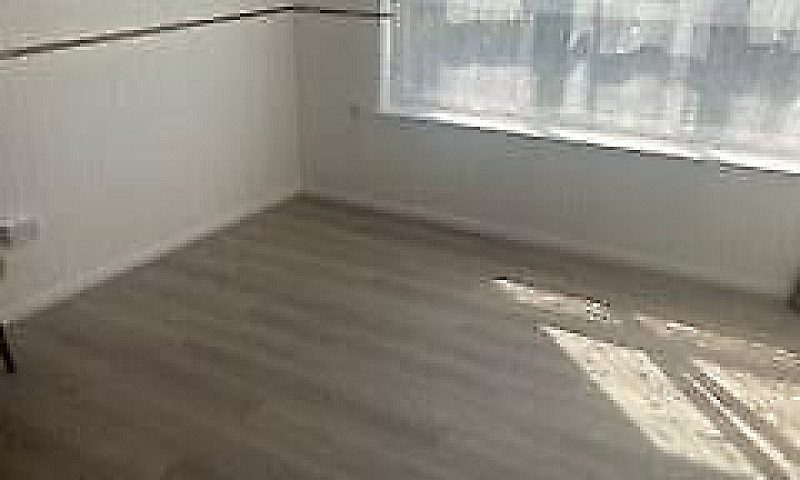3 Bedroom Flat In Li...