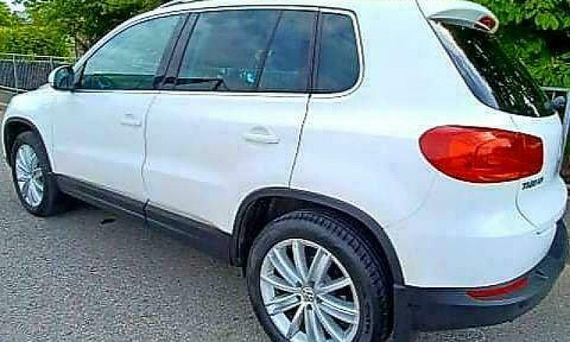 2012 62 Volkswagen T...