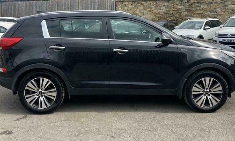 2015 15 Kia Sportage...