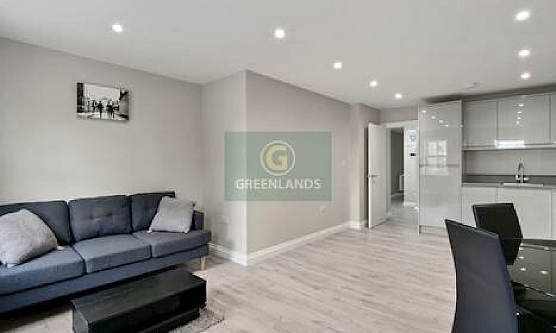 Stunning Newly Built...