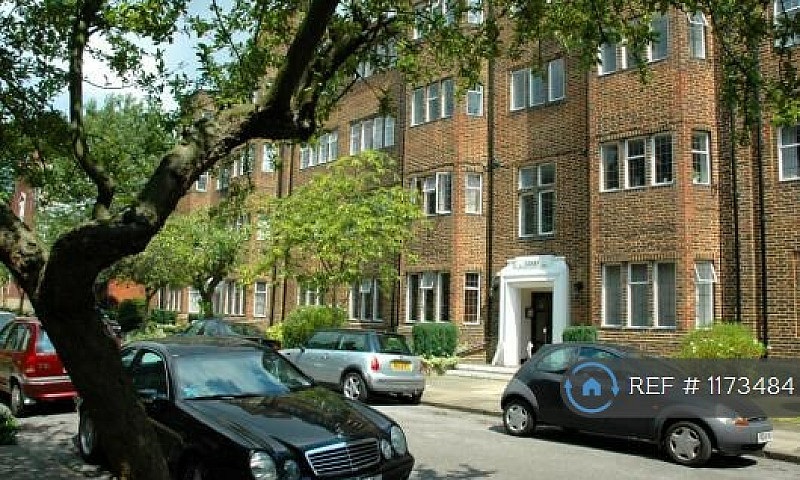 2 Bedroom Flat In Tu...