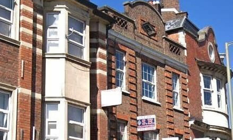 1 Bedroom In Brent S...