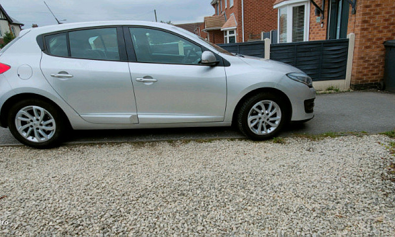 Renault Magane 1.6 ...