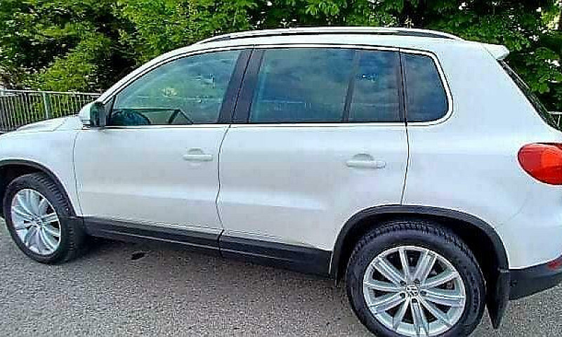 2012 62 Volkswagen T...