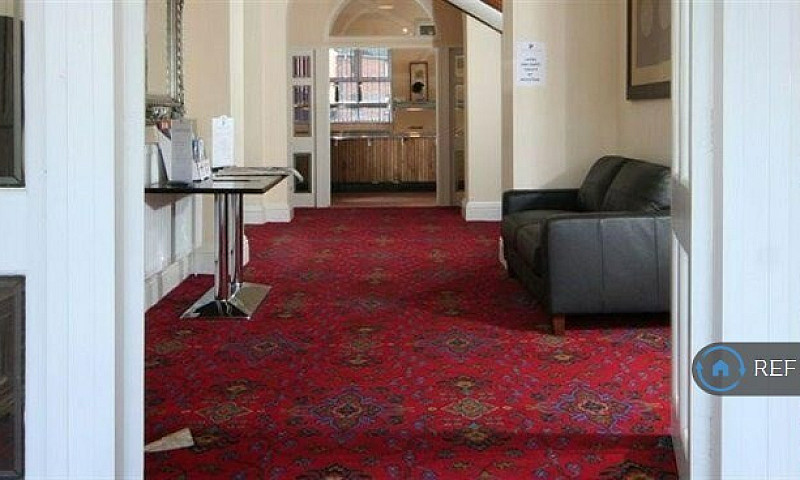 1 Bedroom In Broad S...