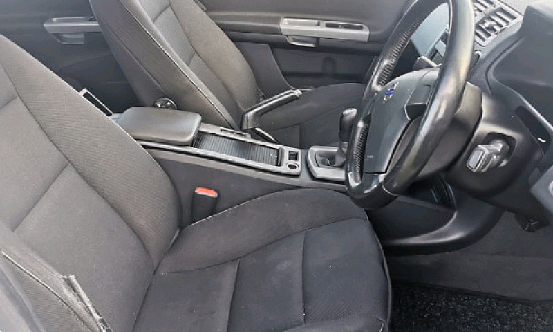 Late 2008 Volvo S40 ...