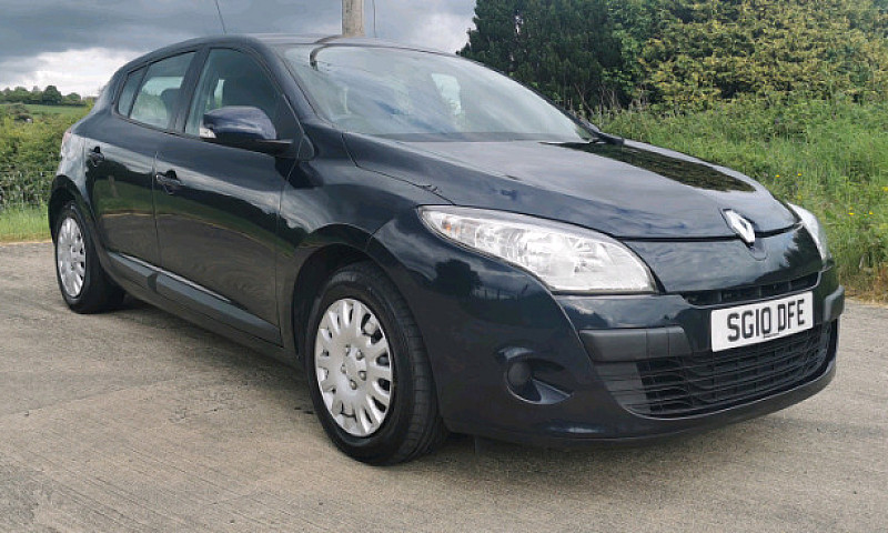 2010 Renault Megana ...