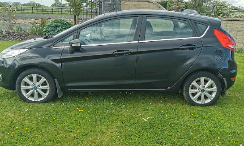 2010 Ford Fiesta 1.2...