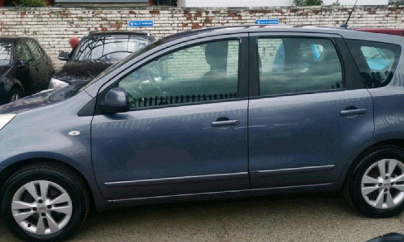 2009 Automatic Nissa...
