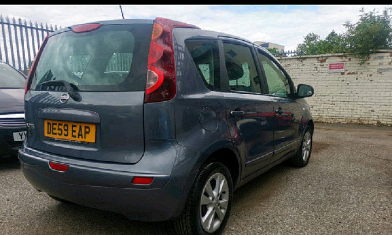 2009 Automatic Nissa...