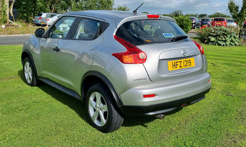 2011 Nissan Duke 1.6...