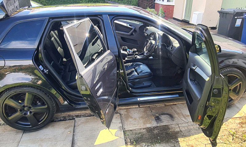 Audi A3 S-Line Black...