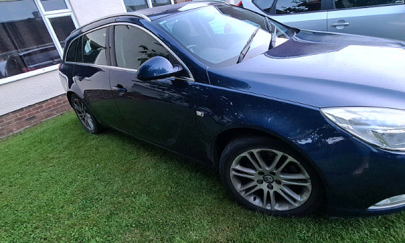 Vauxhall Insignia Es...