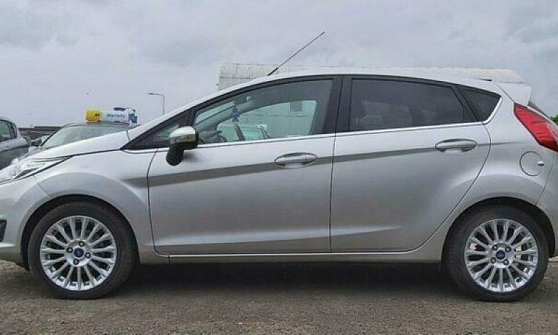 2013 Ford Fiesta 1.5...
