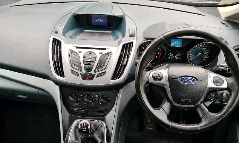 2012 Ford Grand C-Ma...