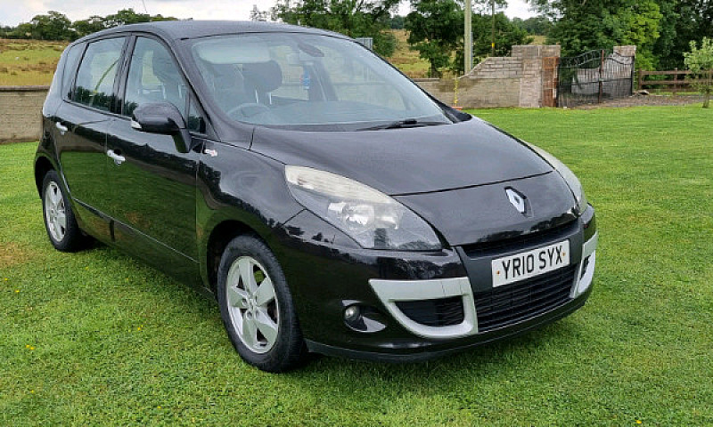 2010 Renault Scenic ...