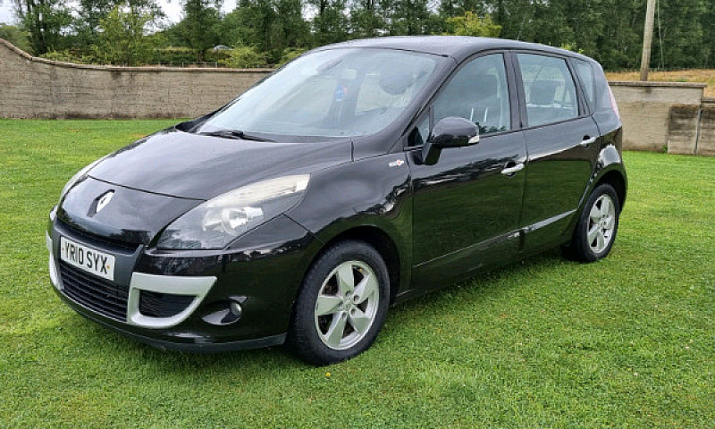 2010 Renault Scenic ...