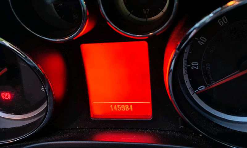 Vauxhall Insignia Es...