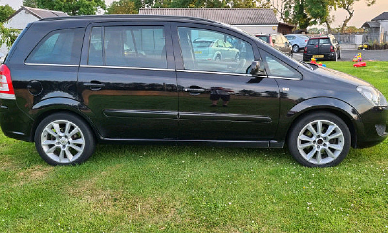 2011 Vauxhall Zafira...