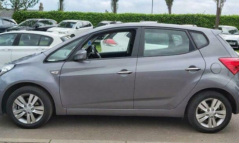 2014 Hyundai Ix20 1....