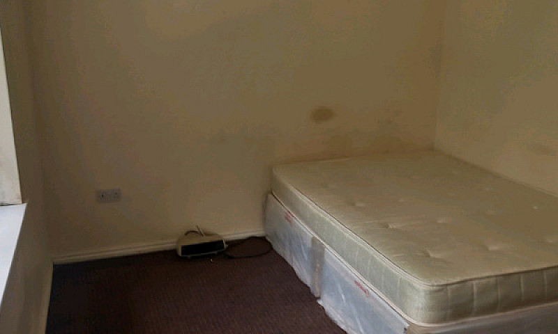 One Duble Room For R...