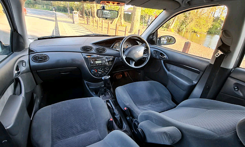 Ford Focus Automatic...
