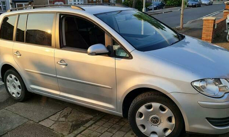 Volkswagen Touran Au...