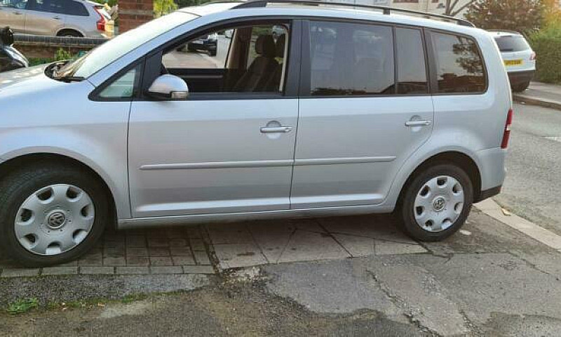Volkswagen Touran Au...