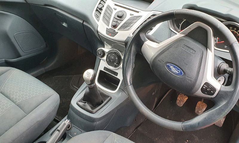 Ford Fiesta Zetec 82...