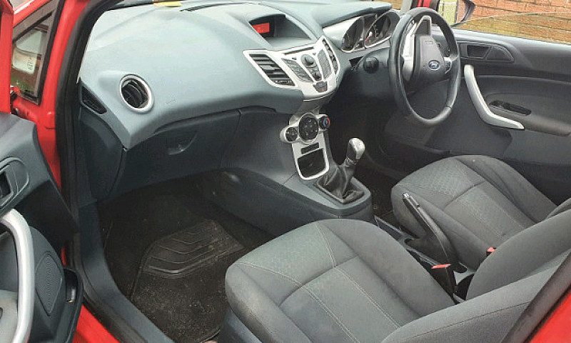 Ford Fiesta Zetec 82...