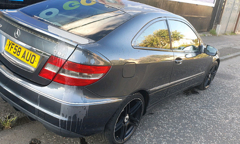 Mercedes-Benz Clc220...
