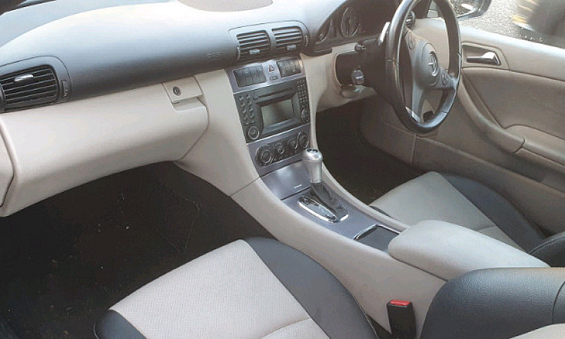 Mercedes-Benz Clc220...