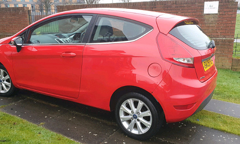 Ford Fiesta Zetec 82...