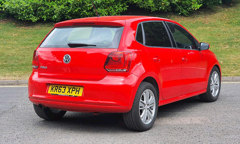 2013 Vw Polo Match 1...