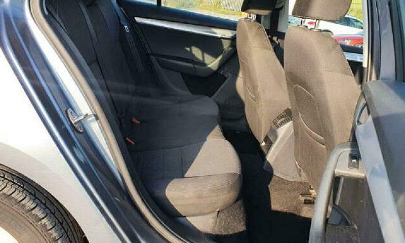 2013 Skoda Octavia 1...