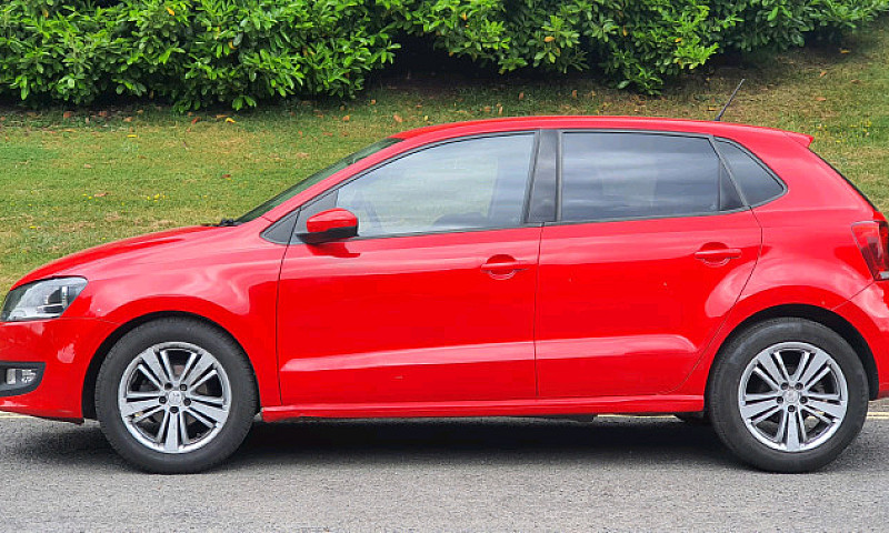 2013 Vw Polo Match 1...