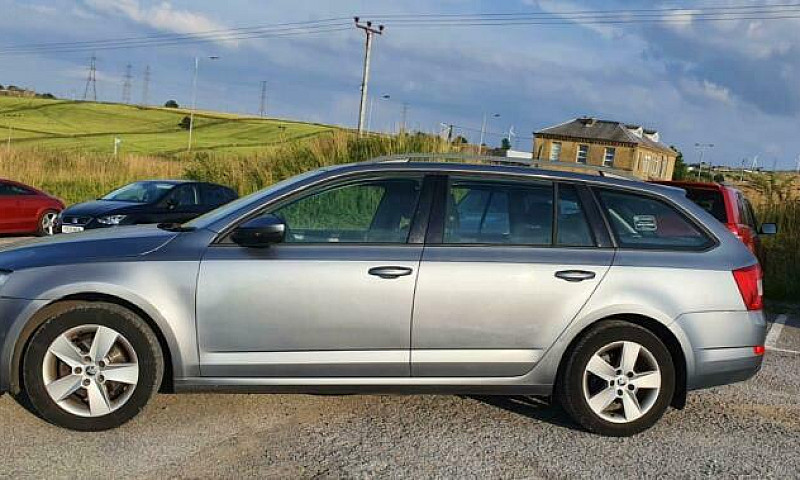 2013 Skoda Octavia 1...
