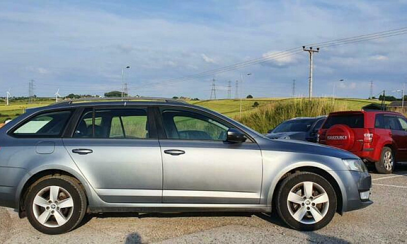 2013 Skoda Octavia 1...