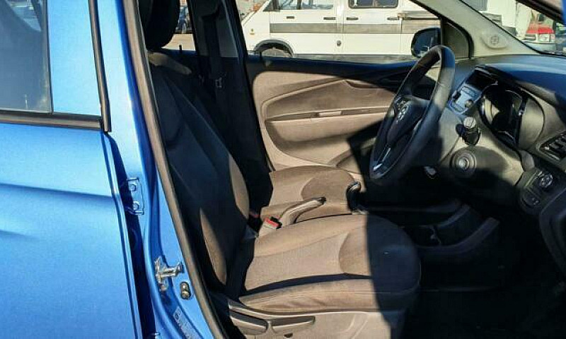2017 Vauxhall Viva 1...