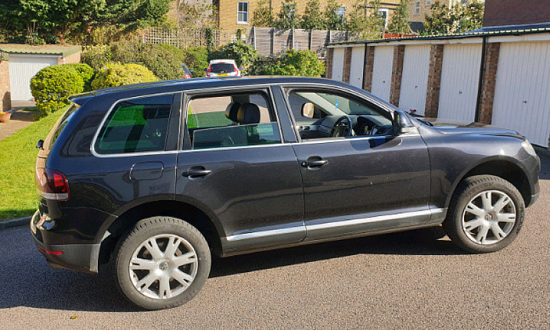 Volkswagen Touareg 3...