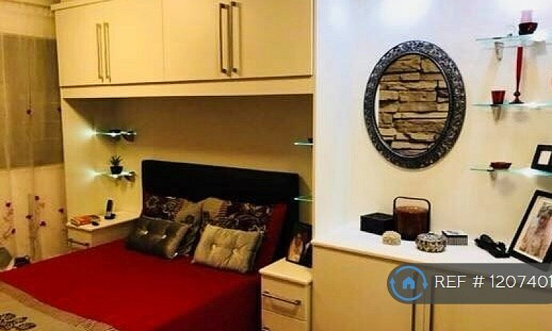 3 Bedroom House In N...