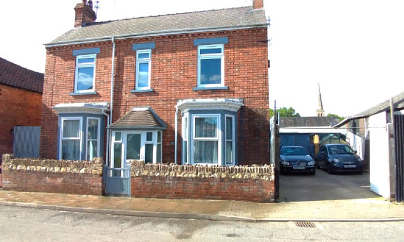 3 Bed Detached Victo...