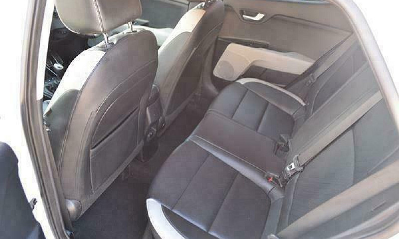 2019 Kia Stonic 4 Is...