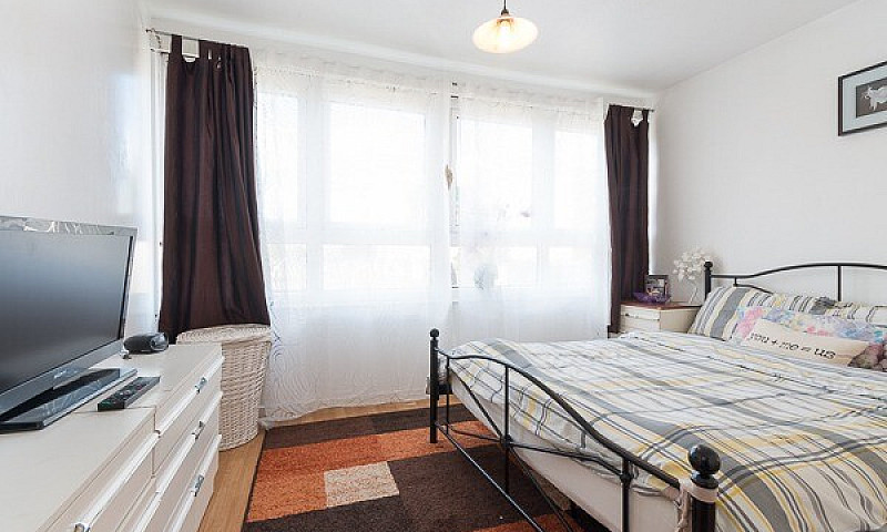 Lovely 1 Bed Flat In...