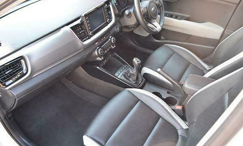 2019 Kia Stonic 4 Is...