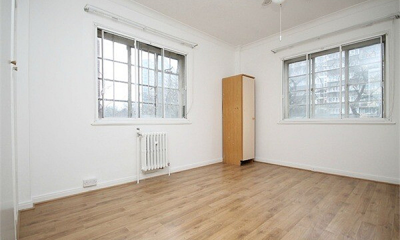 Spacious 4 Bed Flat ...