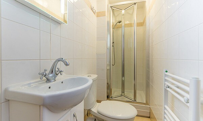 Charming Studio Flat...