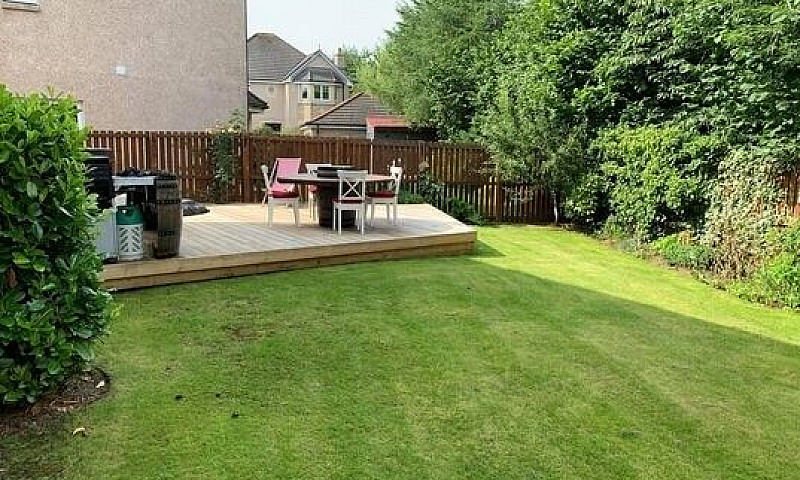 Detached 4 Bedroom F...